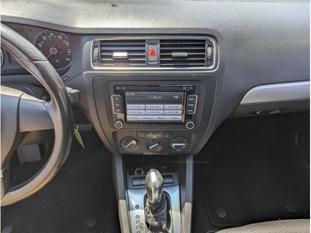 2013 Volkswagen Jetta SE w/Convenience/Sunroof