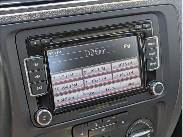 2013 Volkswagen Jetta SE w/Convenience/Sunroof