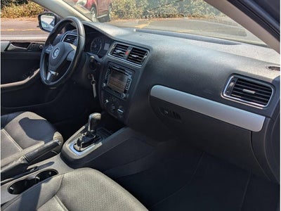 2013 Volkswagen Jetta SE w/Convenience/Sunroof