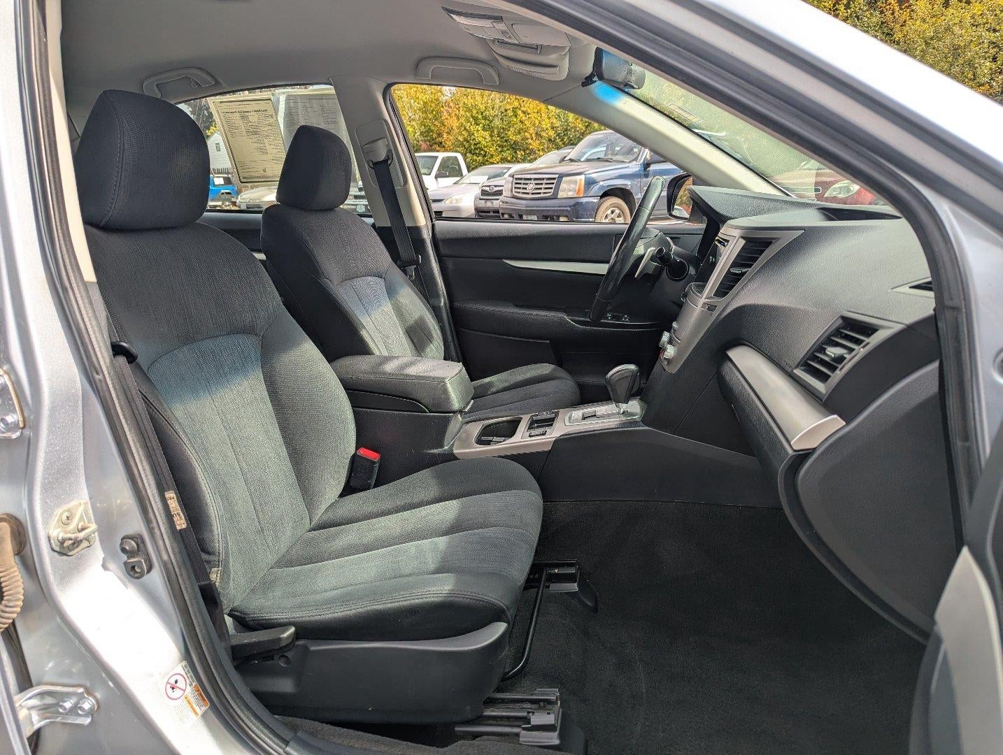 2013 Subaru Legacy 2.5i Premium