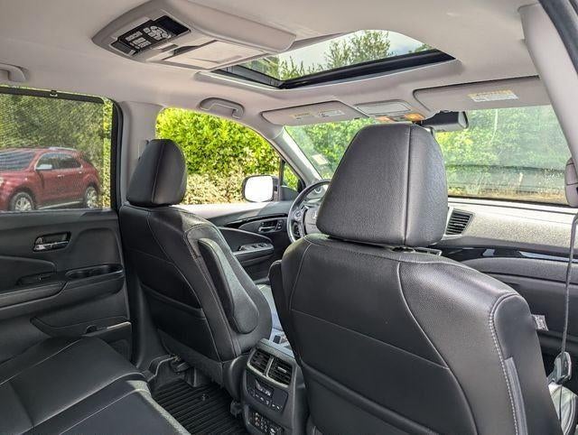 2016 Honda PILOT AWD 4DR TOURING W/RES& NA