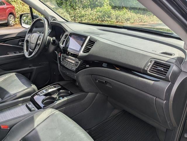 2016 Honda PILOT AWD 4DR TOURING W/RES& NA