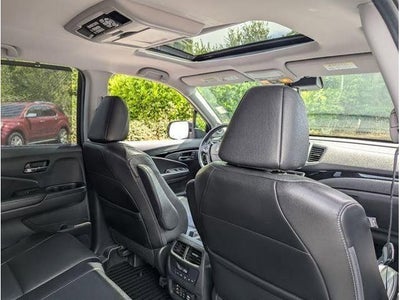 2016 Honda PILOT AWD 4DR TOURING W/RES& NA