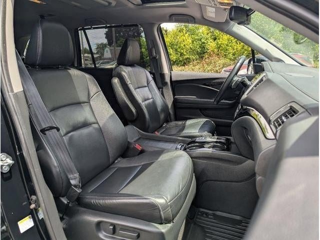 2016 Honda PILOT AWD 4DR TOURING W/RES& NA