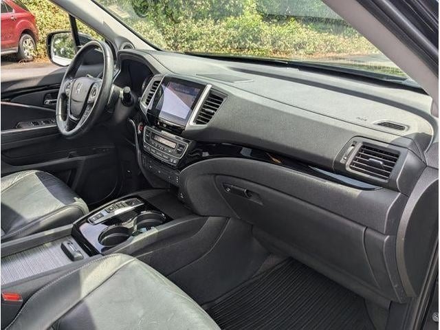 2016 Honda PILOT AWD 4DR TOURING W/RES& NA