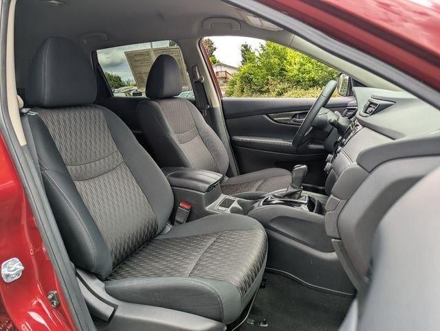 2018 Nissan ROGUE AWD SV