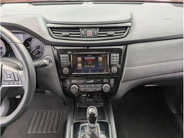 2018 Nissan ROGUE AWD SV