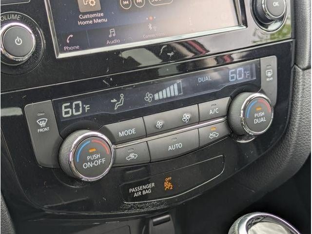 2018 Nissan ROGUE AWD SV