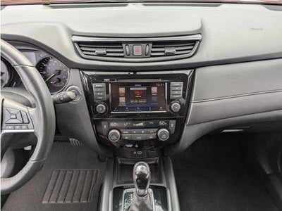 2018 Nissan ROGUE AWD SV