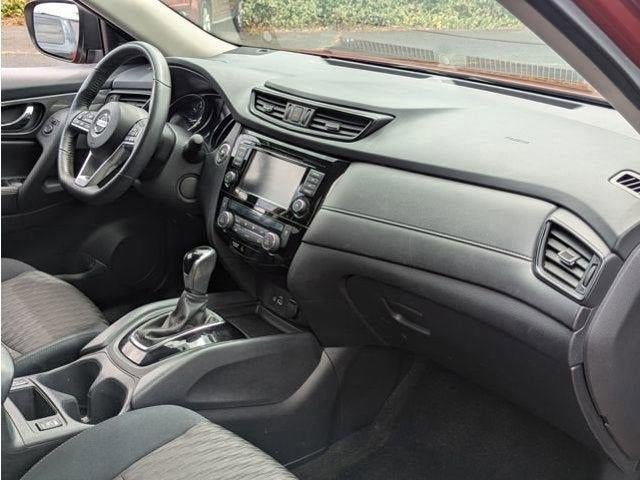 2018 Nissan ROGUE AWD SV