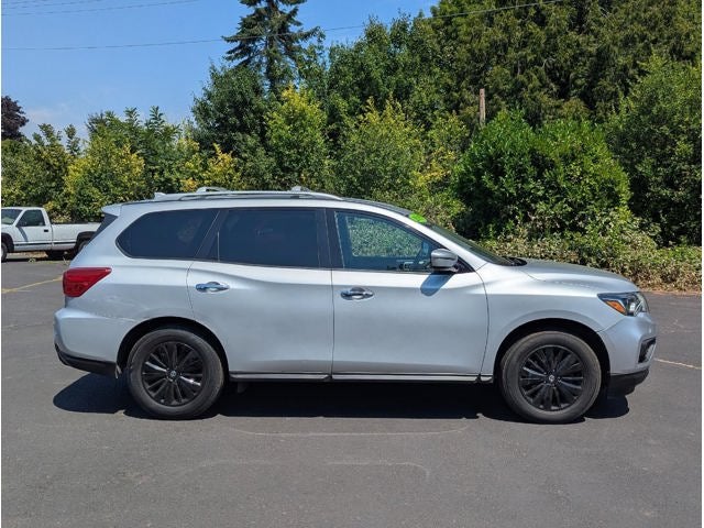 2019 Nissan Pathfinder SV