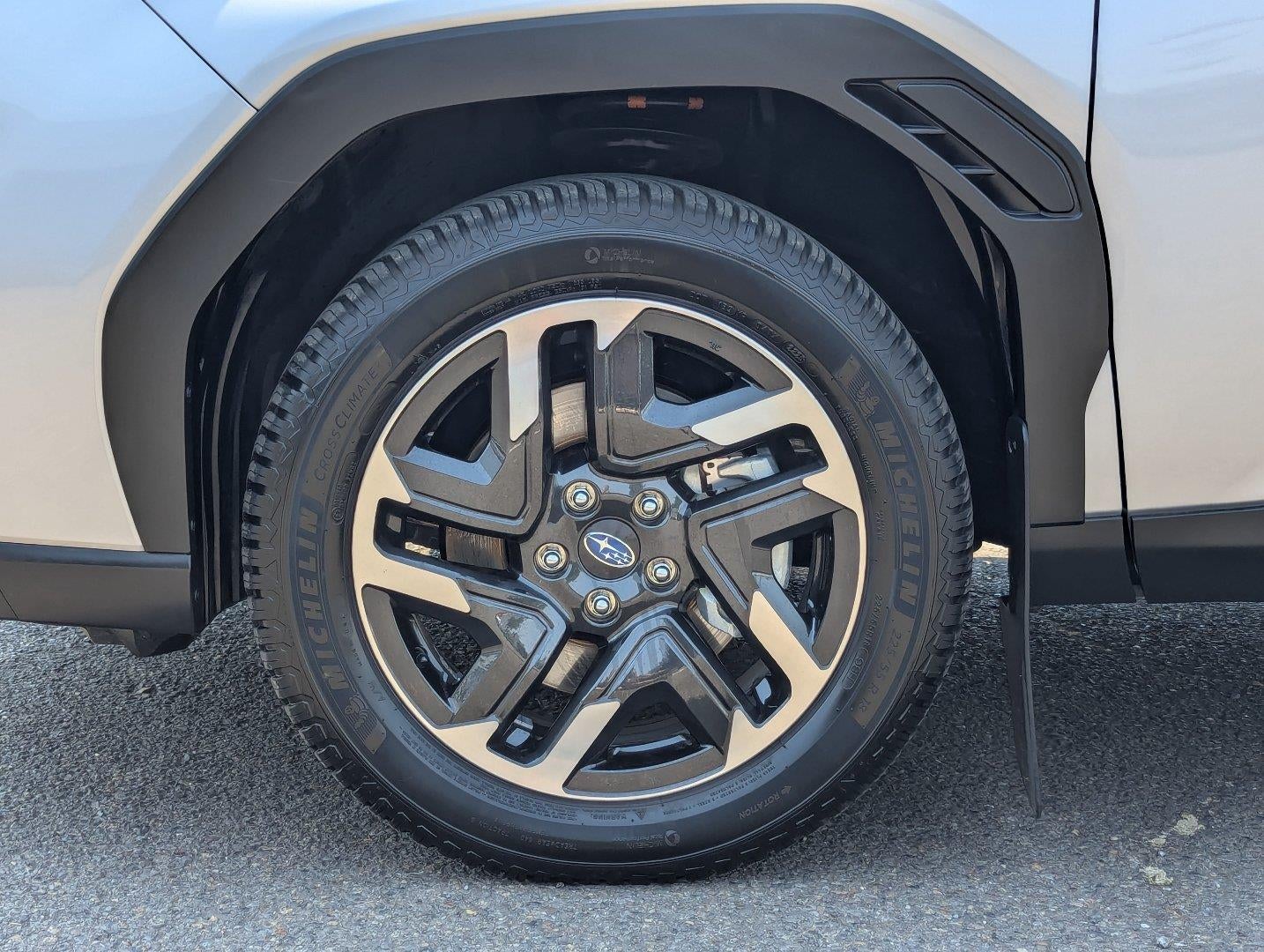 2025 Subaru Forester Limited Hybrid