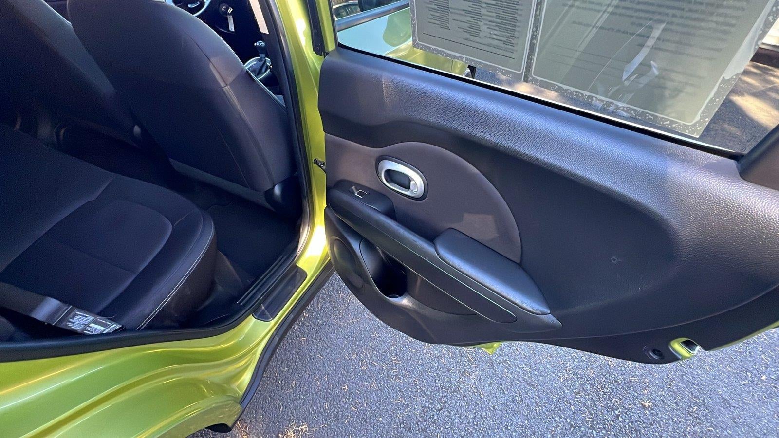2017 Kia Soul Base