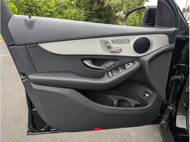 2019 Mercedes-Benz GLC 300 SUV